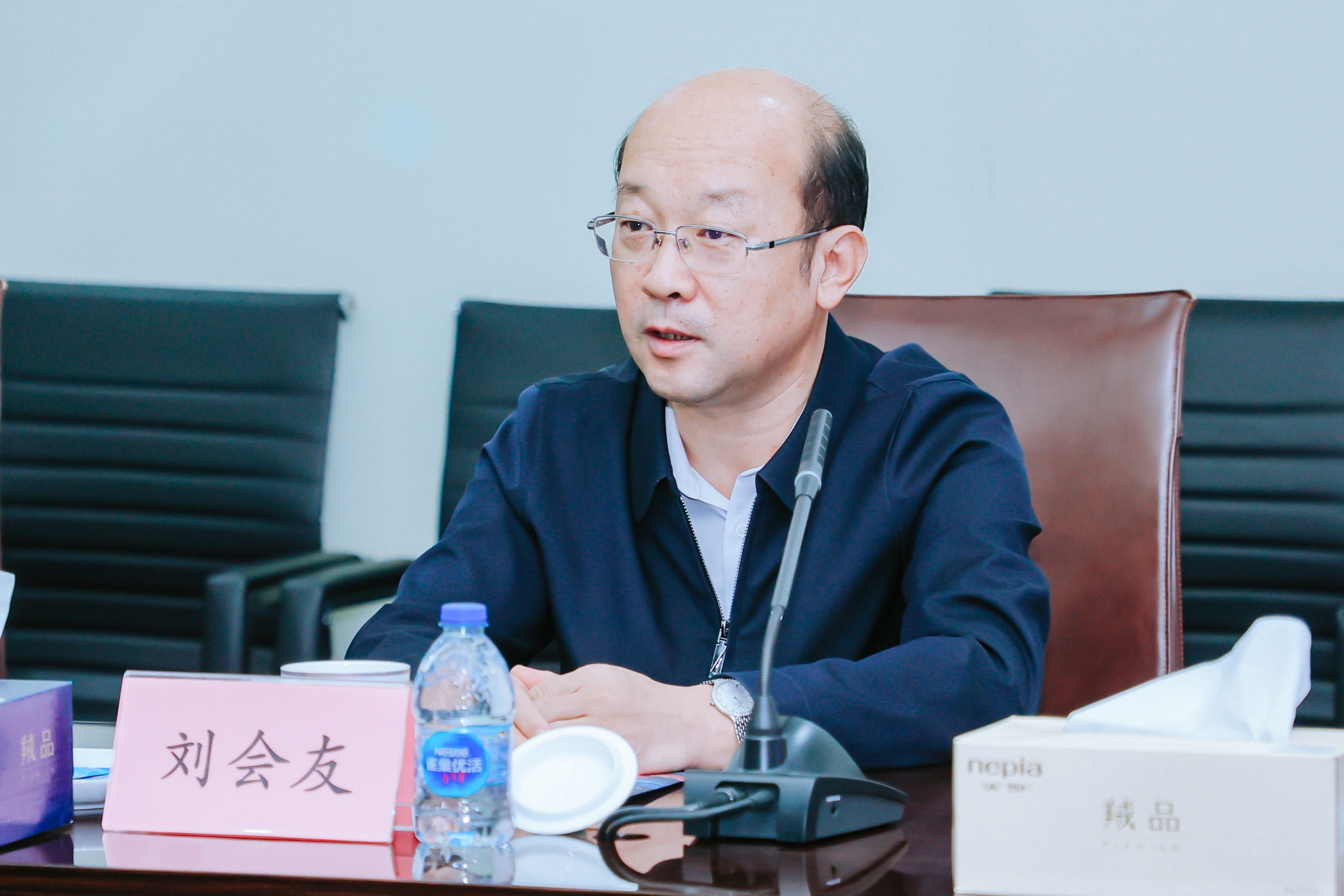 中国石化向导刘会友、张建阔一行莅临尊龙凯z6mg官网旅行考察(图4)