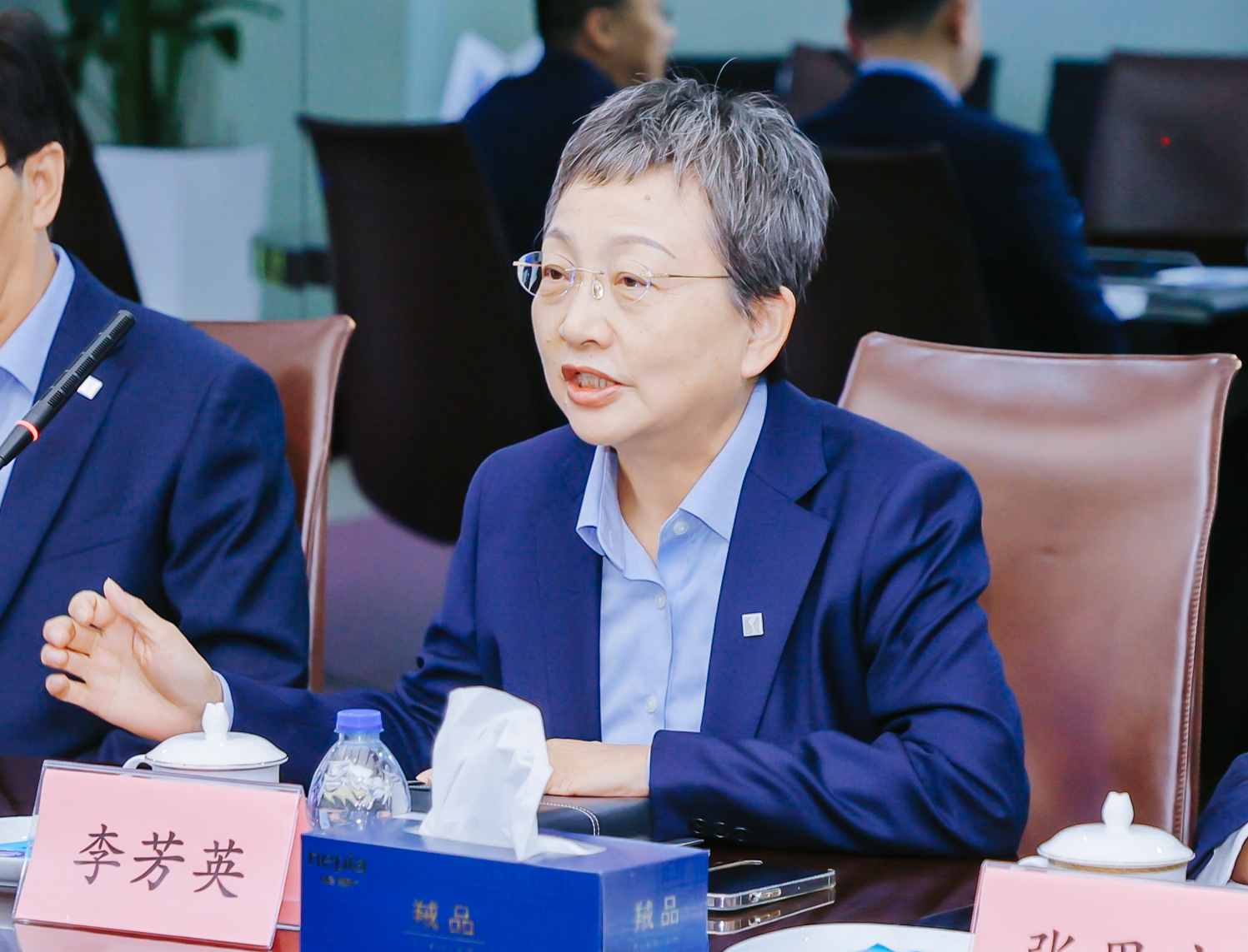 中国石化向导刘会友、张建阔一行莅临尊龙凯z6mg官网旅行考察(图2)